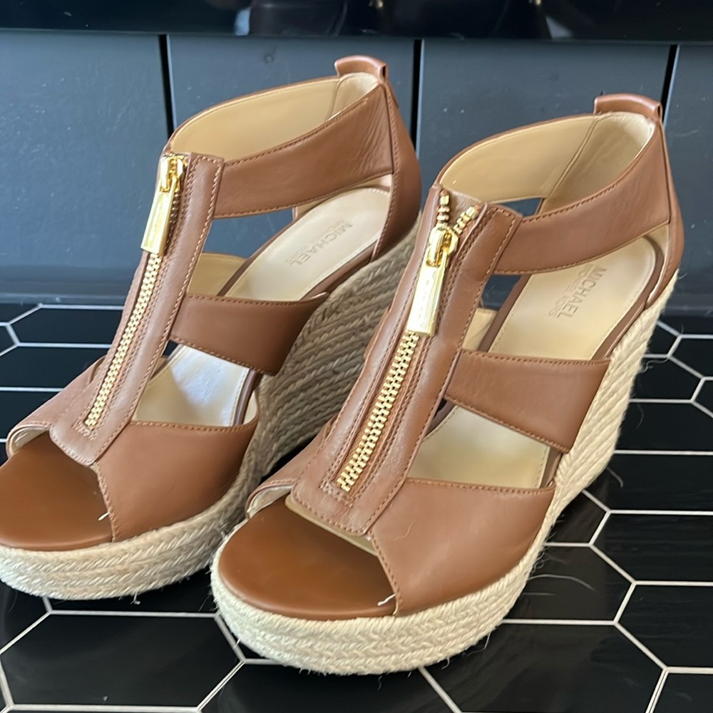 Michael Kors Berkley Leather Wedge Sandal - 7
